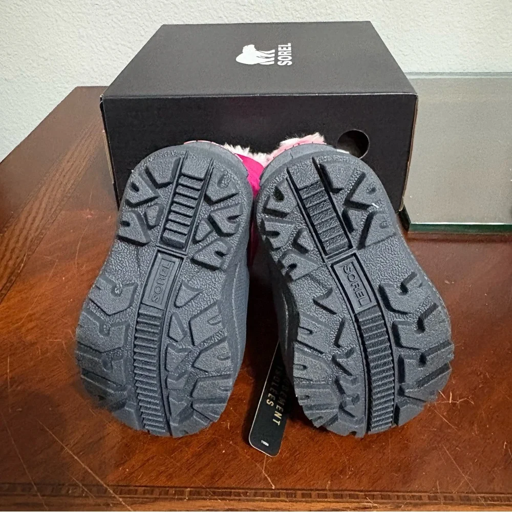 BNIB Sorel Toddler Snow Commander Snow Boots